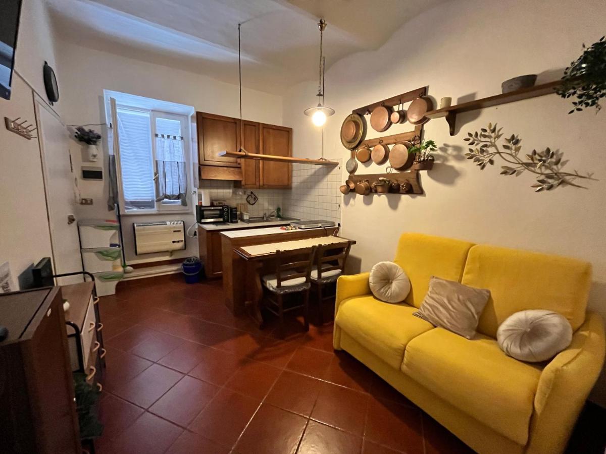 Appartement Alloggio Ad Uso Turistico Piave 47 à Gradoli Extérieur photo